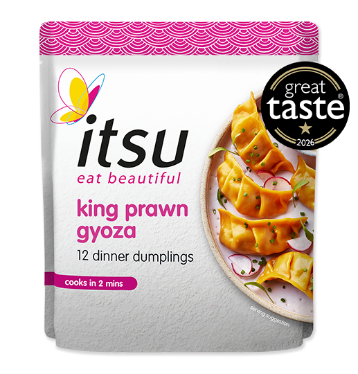 Itsu King Prawn Gyoza package showing cooked dumplings with radishes and chives.